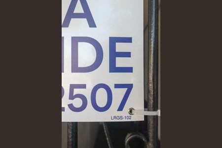 Fachada de apartamento para alugar com 1 quarto, 31m² em Passo da Areia, Porto Alegre