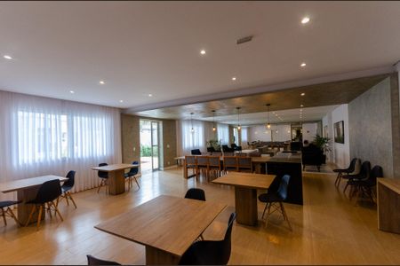 Apartamento para alugar com 35m², 2 quartos e sem vagaÁrea comum - Salão de festas