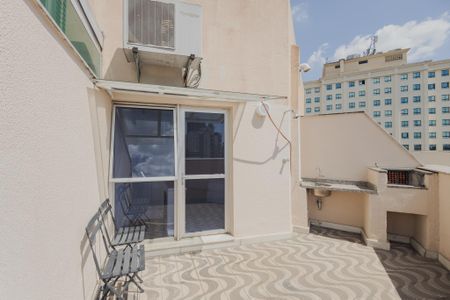 Apartamento para alugar com 61m², 1 quarto e 1 vaga Apartamento para alugar com 61m², 1 quarto e 1 vagaVaranda