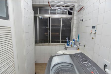 Apartamento à venda com 82m², 2 quartos e 1 vagaÁrea de Serviço