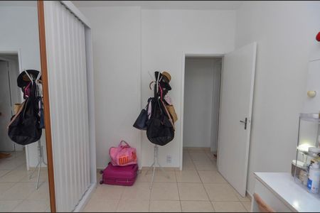 Apartamento à venda com 82m², 2 quartos e 1 vagaQuarto
