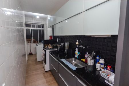 Apartamento à venda com 82m², 2 quartos e 1 vagaCozinha