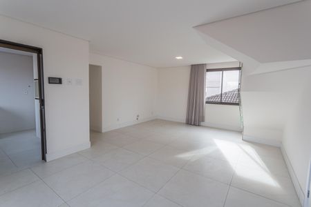 Sala 1 de apartamento para alugar com 3 quartos, 190m² em Santa Tereza, Belo Horizonte