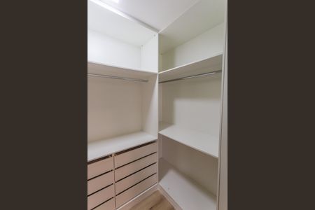 Apartamento para alugar com 190m², 3 quartos e 2 vagasCloset da Suíte 1