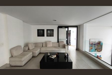 Studio para alugar com 75m², 1 quarto e 1 vagaHall