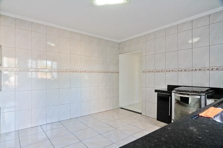Casa para alugar com 250m², 2 quartos e 3 vagas Casa para alugar com 250m², 2 quartos e 3 vagasCozinha