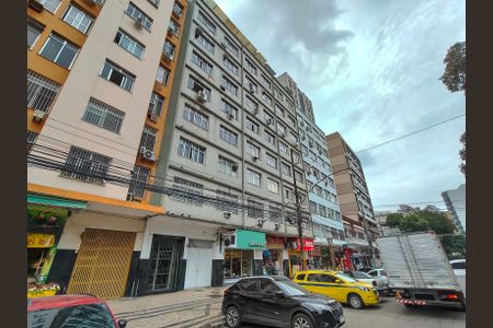 Apartamento à venda com 90m², 2 quartos e sem vagaFachada e portaria