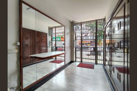 Apartamento à venda com 90m², 2 quartos e sem vagaFachada e portaria