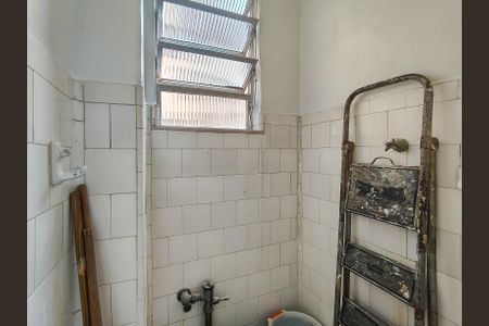 Apartamento à venda com 90m², 2 quartos e sem vagaBanheiro de serviço