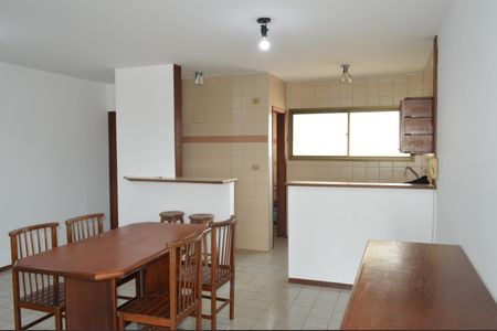 Sala de apartamento para alugar com 1 quarto, 61m² em Centro, Ribeirão Preto