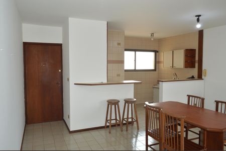 Sala de apartamento para alugar com 1 quarto, 61m² em Centro, Ribeirão Preto