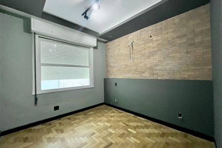 Apartamento à venda com 190m², 4 quartos e 1 vaga