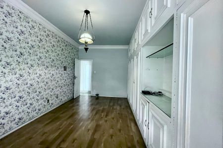 Apartamento à venda com 190m², 4 quartos e 1 vaga