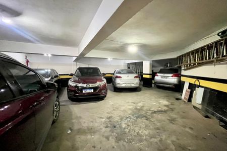 Apartamento à venda com 190m², 4 quartos e 1 vaga