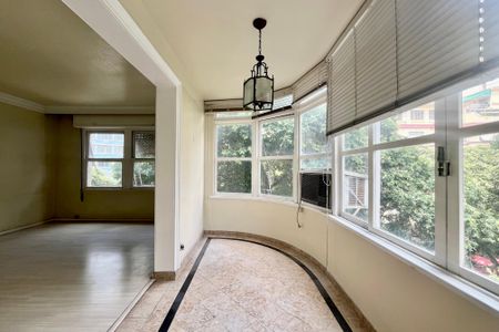 Apartamento à venda com 190m², 4 quartos e 1 vaga