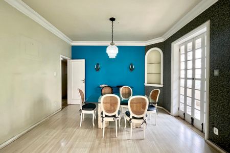 Apartamento à venda com 190m², 4 quartos e 1 vaga