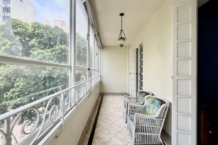 Apartamento à venda com 190m², 4 quartos e 1 vaga