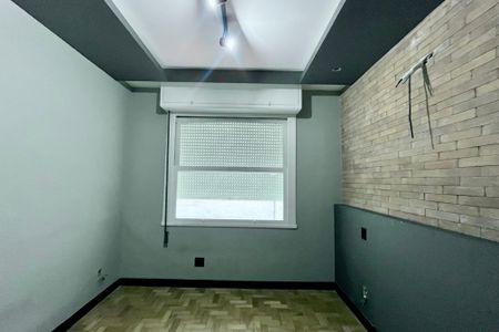 Apartamento à venda com 190m², 4 quartos e 1 vaga