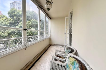 Apartamento à venda com 190m², 4 quartos e 1 vaga