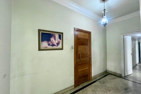 Apartamento à venda com 190m², 4 quartos e 1 vaga