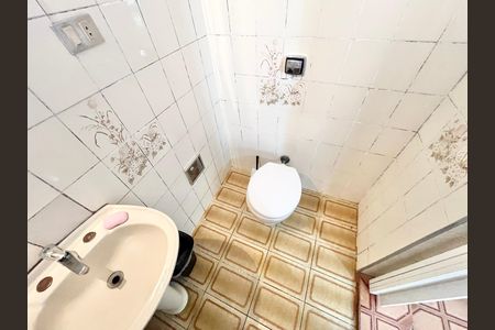 Casa à venda com 125m², 3 quartos e 1 vagaBanheiro