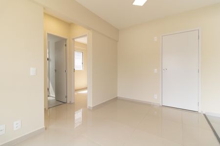 Sala de apartamento para alugar com 2 quartos, 43m² em Vila Vermelha, São Paulo