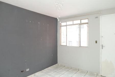 Apartamento para alugar com 2 quartos, 43m² em Parque Santa Rita, São Paulo