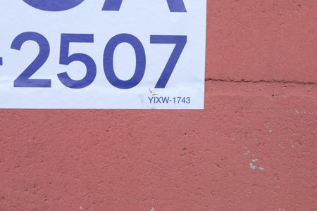 Apartamento para alugar com 43m², 2 quartos e 1 vagaPlaca instalada na fachada do condomínio - Código da placa: YIXW-1743