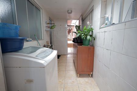 Casa à venda com 134m², 3 quartos e 2 vagas