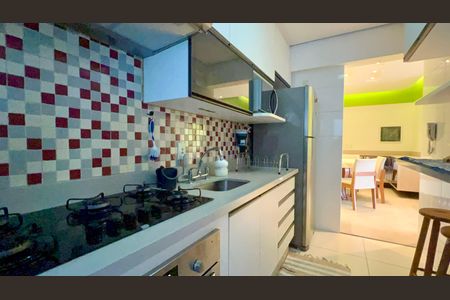 Apartamento para alugar com 56m², 2 quartos e 2 vagasCozinha