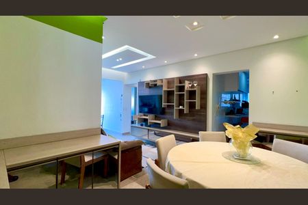 Apartamento para alugar com 56m², 2 quartos e 2 vagasSala de Jantar