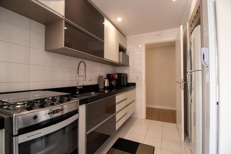 Apartamento para alugar com 91m², 3 quartos e 2 vagasCozinha e Área de Serviço