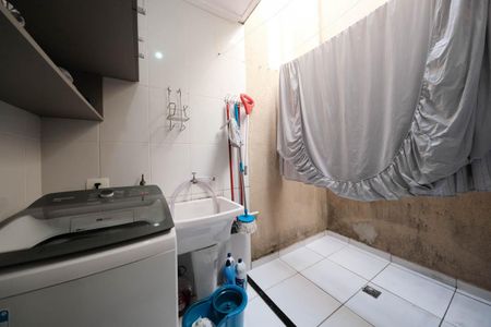 Casa de condomínio à venda com 72m², 2 quartos e 1 vagaCozinha e Área de Serviço