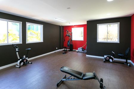 Apartamento à venda com 49m², 2 quartos e 1 vaga Apartamento à venda com 49m², 2 quartos e 1 vagaÁrea comum - Academia