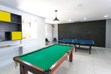Apartamento à venda com 49m², 2 quartos e 1 vaga Apartamento à venda com 49m², 2 quartos e 1 vagaSala de Jogos