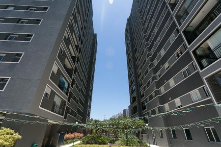Apartamento à venda com 49m², 2 quartos e 1 vaga Apartamento à venda com 49m², 2 quartos e 1 vagaFachada do bloco