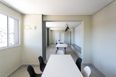 Apartamento à venda com 49m², 2 quartos e 1 vaga Apartamento à venda com 49m², 2 quartos e 1 vagaÁrea comum - Salão de festas