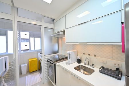 Apartamento à venda com 60m², 2 quartos e 1 vagaCozinha