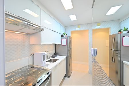 Apartamento à venda com 60m², 2 quartos e 1 vagaCozinha