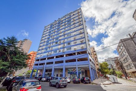 Apartamento à venda com 43m², 1 quarto e 1 vaga Apartamento à venda com 43m², 1 quarto e 1 vagaFachada