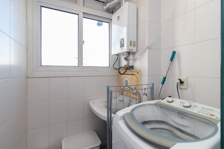 Apartamento à venda com 43m², 1 quarto e 1 vaga Apartamento à venda com 43m², 1 quarto e 1 vagaCozinha e Área de Serviço
