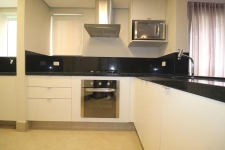 Apartamento para alugar com 104m², 1 quarto e 2 vagasCozinha