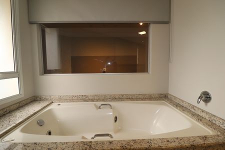 Apartamento para alugar com 104m², 1 quarto e 2 vagasBanheiro Quarto 1 suíte