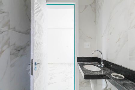 Apartamento à venda com 37m², 2 quartos e sem vaga Apartamento à venda com 37m², 2 quartos e sem vagaBanheiro