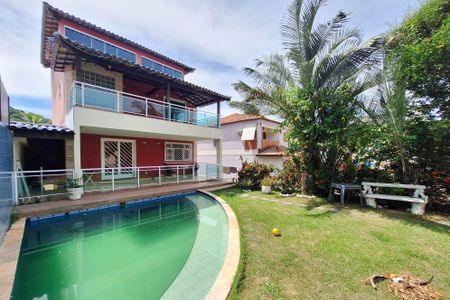 Casa para alugar com 291m², 4 quartos e 4 vagasQuintal