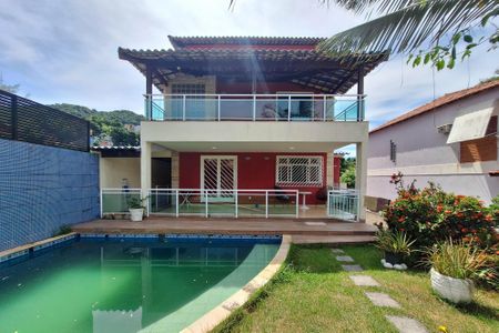 Casa para alugar com 291m², 4 quartos e 4 vagasQuintal