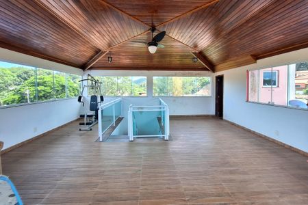 Casa para alugar com 291m², 4 quartos e 4 vagasTerraço