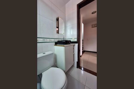 Casa para alugar com 291m², 4 quartos e 4 vagasBanheiro 2