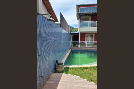 Casa para alugar com 291m², 4 quartos e 4 vagasQuintal