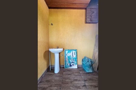 Casa para alugar com 291m², 4 quartos e 4 vagasBanheiro de serviço